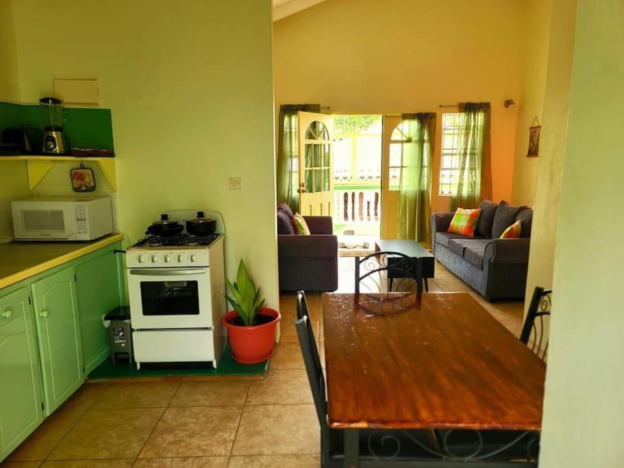 Juju'S Cottage With Magnificent Views Laborie Exterior foto